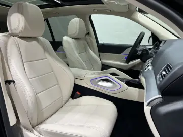 MERCEDES-BENZ GLE 350 de 4MATIC Advanced PANO AHK MultiBeam