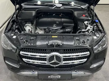 MERCEDES-BENZ GLE 350 de 4MATIC Advanced PANO AHK MultiBeam