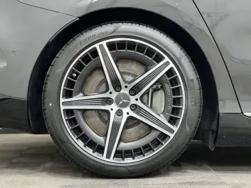MERCEDES-BENZ AMG EQE 53 4M  Premium  Pano Sitzklima…