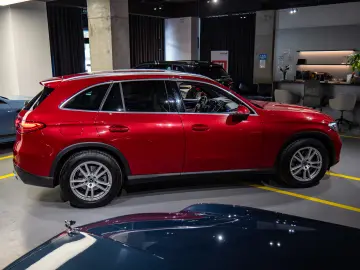 Mercedes-Benz GLC 200 4 Matic AVANTGARDE