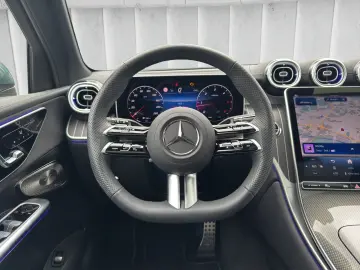 MERCEDES-BENZ GLC 300 d AMG Prem  PANO HUD BURMESTER AHK 20