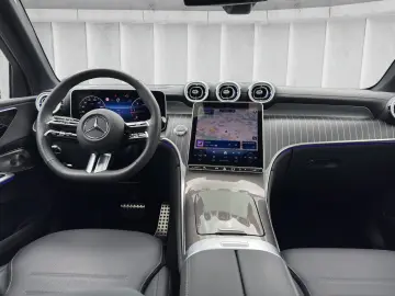 MERCEDES-BENZ GLC 300 d AMG Prem  PANO HUD BURMESTER AHK 20