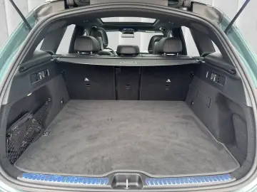 MERCEDES-BENZ GLC 300 d AMG Prem  PANO HUD BURMESTER AHK 20