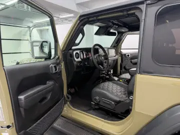 JEEP Wrangler 2.0 Aut. 4x4 2-Door Sport S Drab Olive