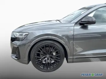 AUDI Q8 50 TDI qu 2xS line AHK PANO HuD STANDHZ.