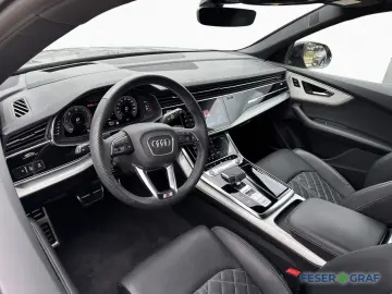 AUDI Q8 50 TDI qu 2xS line AHK PANO HuD STANDHZ.