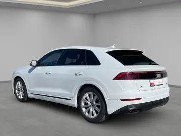 AUDI Q8 50 TDI qu Matrix Pano StandHzg 360 Kamera HuD