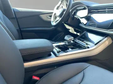 AUDI Q8 50 TDI qu Matrix Pano StandHzg 360 Kamera HuD