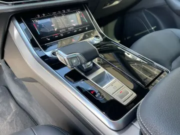 AUDI Q8 50 TDI qu Matrix Pano StandHzg 360 Kamera HuD