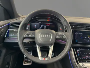 AUDI Q8 50 TDI quattro Laser Head-Up Standh Pano B&O