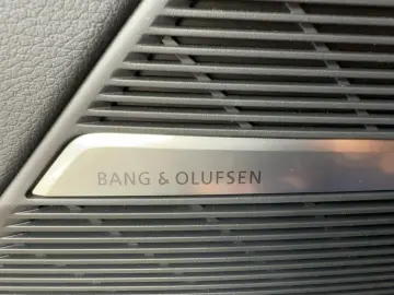 AUDI Q8 50 TDI quattro Laser Head-Up Standh Pano B&O