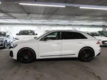 AUDI Q8 50 TDI quattro S line Head Up Pano Matrix B&O
