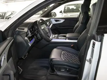 AUDI Q8 50 TDI quattro S line Head Up Pano Matrix B&O