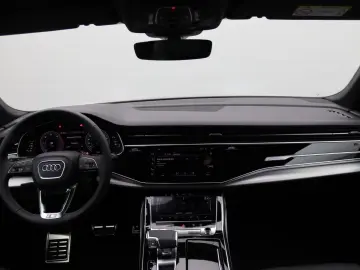AUDI Q8 S-Line 50TDI quattro   Pano  Matrix  AHK  B&O