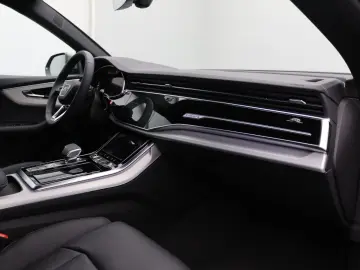 AUDI Q8 S-Line 50TDI quattro   Pano  Matrix  AHK  B&O