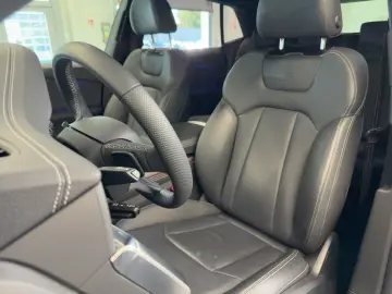 AUDI Q8 50 TDI quattro Laser Head-Up Standh Pano B&O