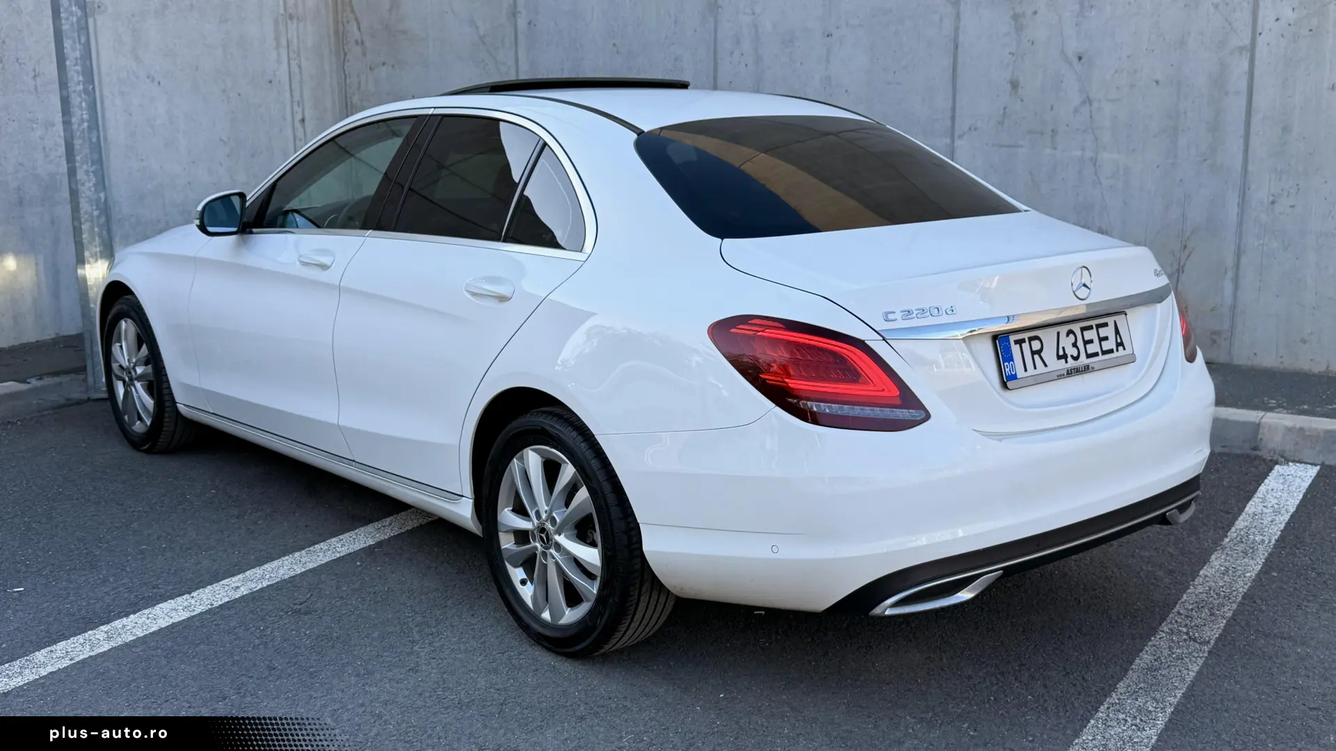 Mercedes-Benz C 220 d 4MATIC 9G-TRONIC