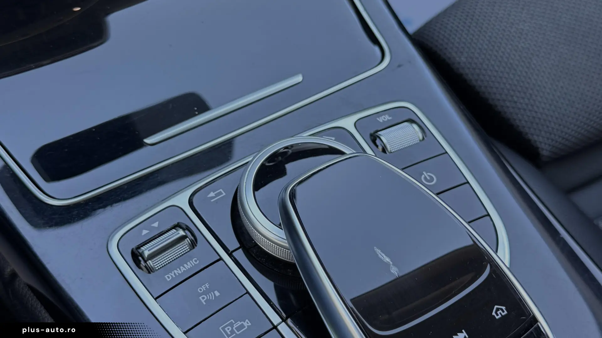 Mercedes-Benz C 220 d 4MATIC 9G-TRONIC