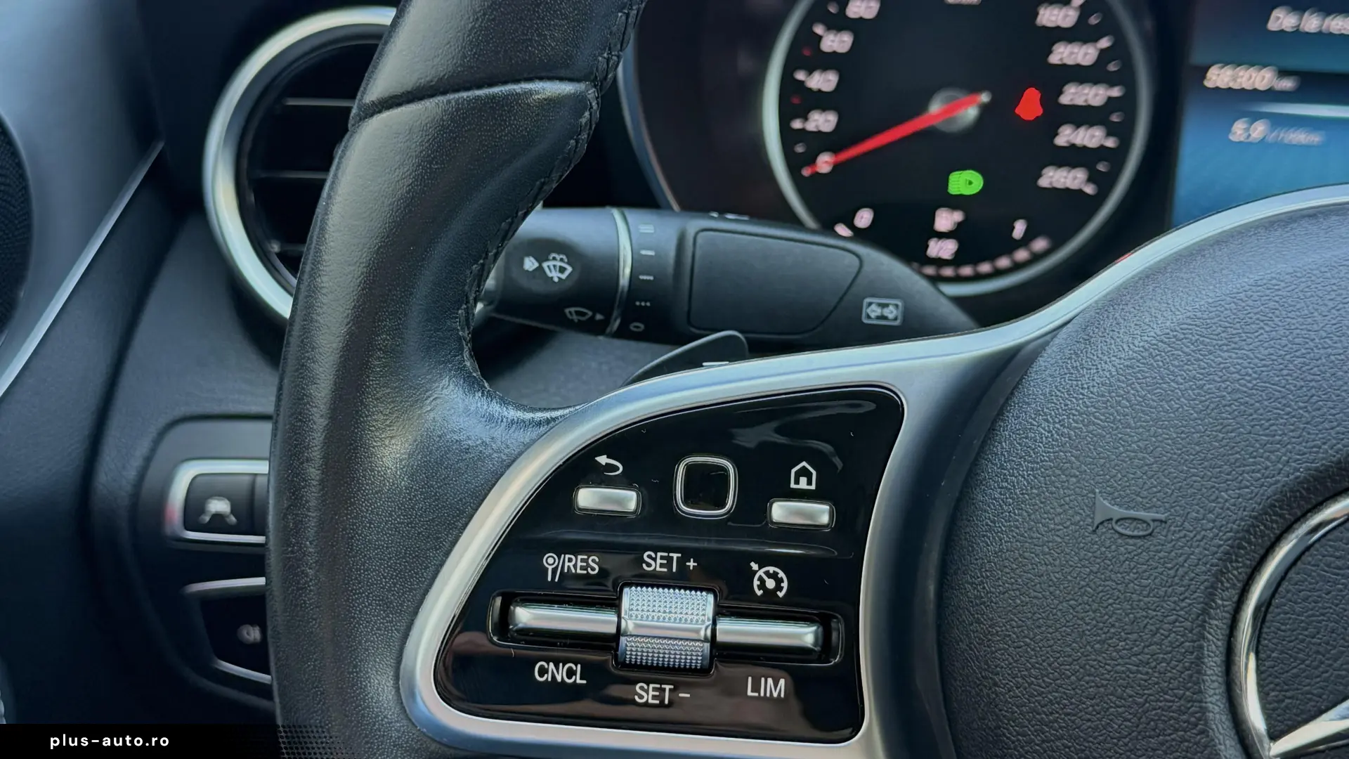 Mercedes-Benz C 220 d 4MATIC 9G-TRONIC