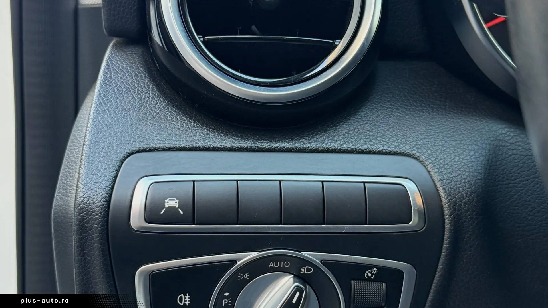 Mercedes-Benz C 220 d 4MATIC 9G-TRONIC