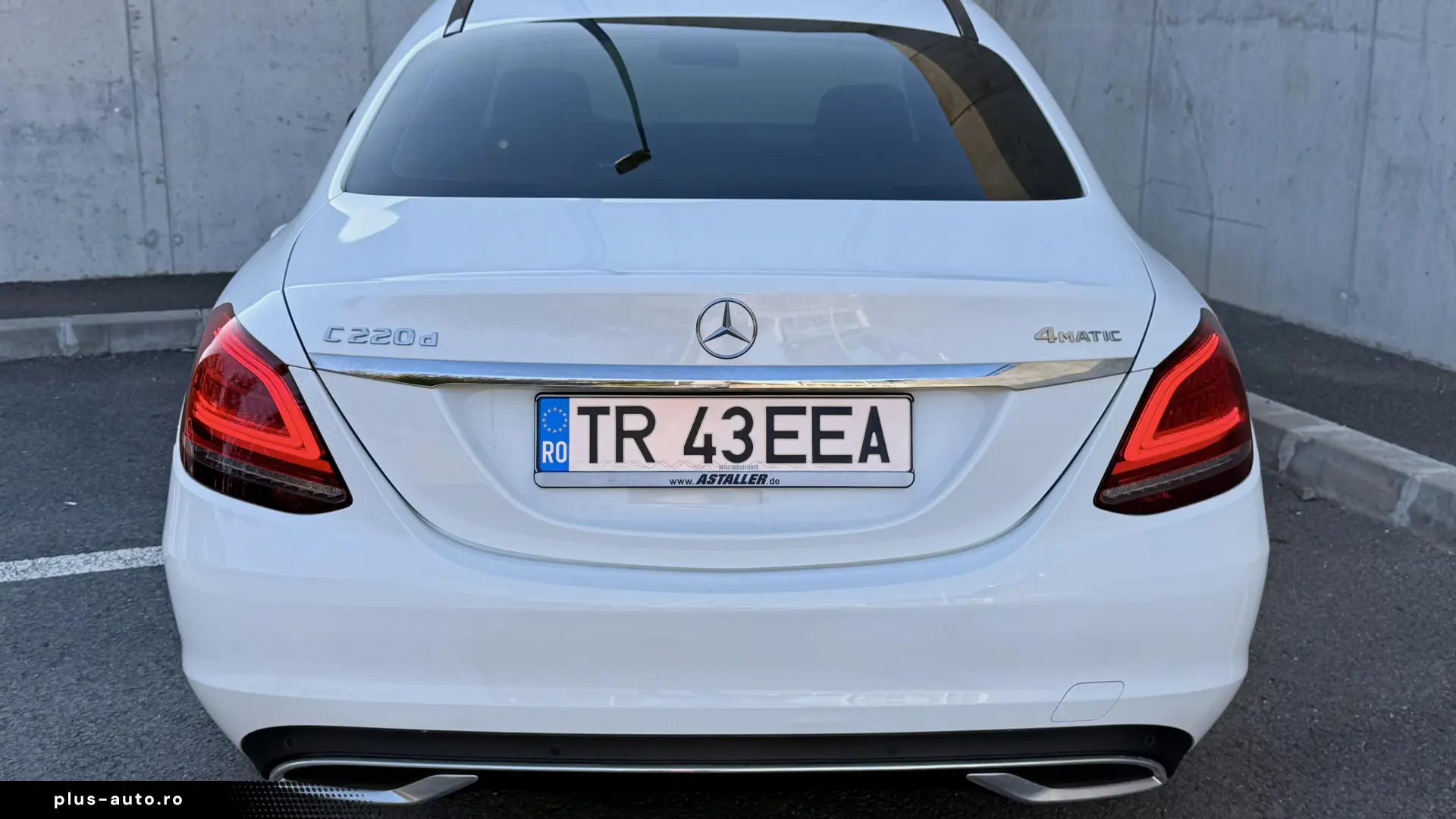 Mercedes-Benz C 220 d 4MATIC 9G-TRONIC