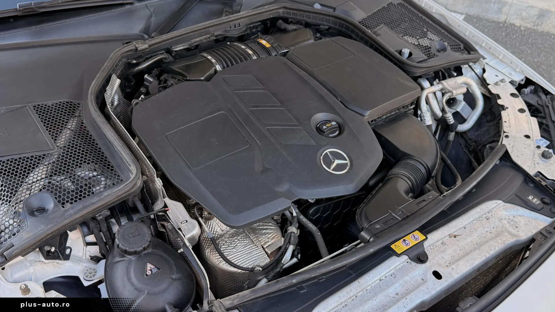 Mercedes-Benz C 220 d 4MATIC 9G-TRONIC