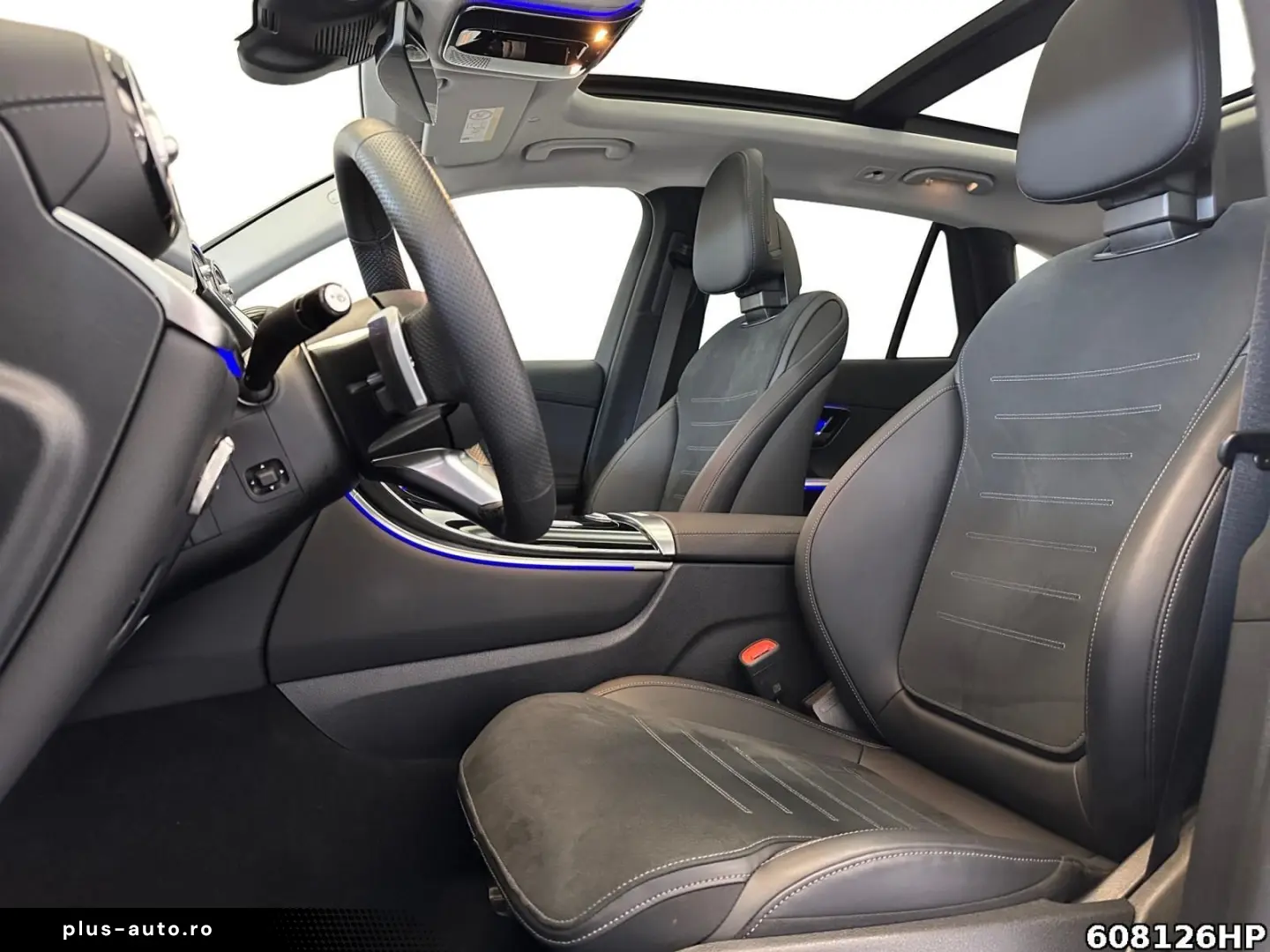 MERCEDES-BENZ GLC 300 d AMG  Pano AHK Memory Kamera CarPlay