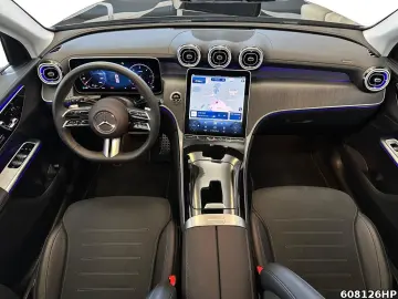 MERCEDES-BENZ GLC 300 d AMG  Pano AHK Memory Kamera CarPlay