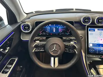 MERCEDES-BENZ GLC 300 d AMG  Pano AHK Memory Kamera CarPlay