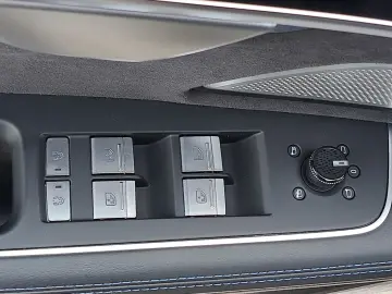 AUDI A8 50 TDI quattro tiptr. S line-EX PANO 21  SITZ