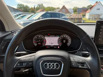 AUDI Q5 Advanced 50 TDI qu. 360  ACC AHK HUD LUFT