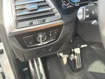 BMW X3 xDr30e MSport Pano DrAss HiFi PaAss  SiHz