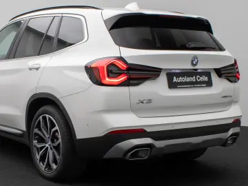 BMW X3 xD30e Panorama 360 HUD DAB H K Komfort 20Zoll