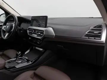 BMW X3 xD30e Panorama 360 HUD DAB H K Komfort 20Zoll