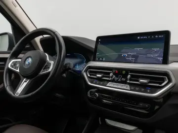 BMW X3 xD30e Panorama 360 HUD DAB H K Komfort 20Zoll