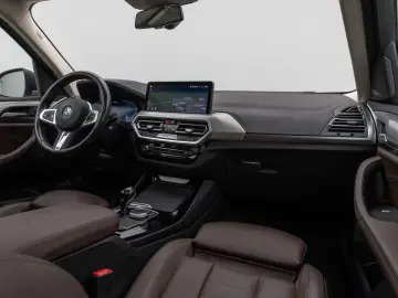 BMW X3 xD30e Panorama 360 HUD DAB H K Komfort 20Zoll