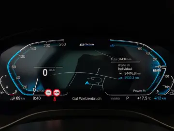 BMW X3 xD30e Panorama 360 HUD DAB H K Komfort 20Zoll