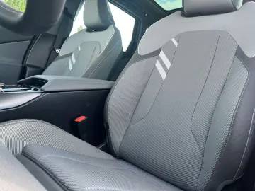BMW X3 20d xDrive AHK Panodach Navi Harman Kardon