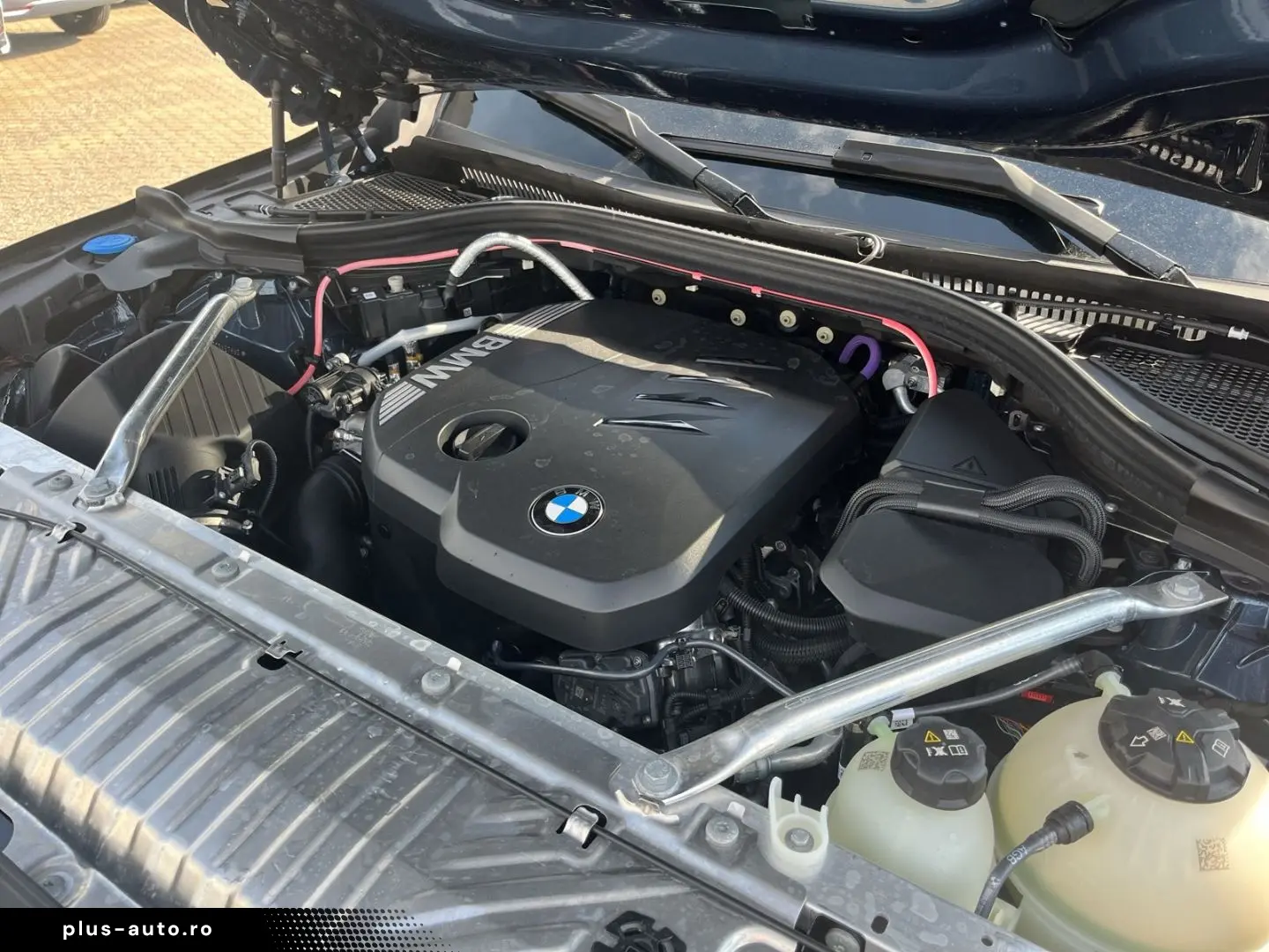 BMW X3 20d xDrive AHK Panodach Navi Harman Kardon