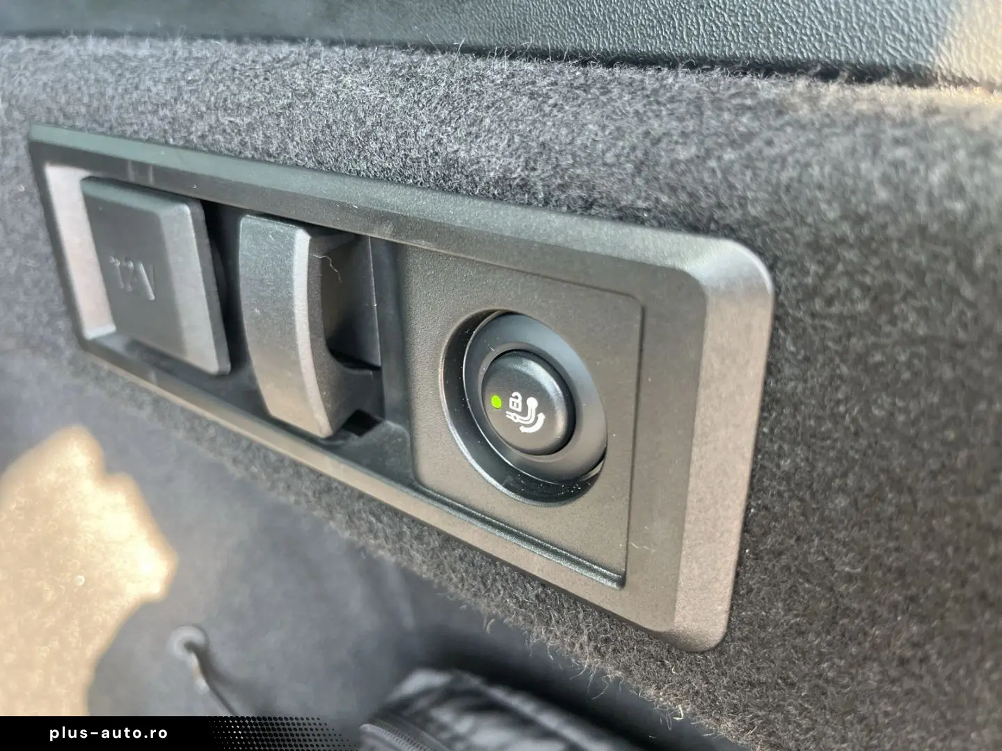 BMW X3 20d xDrive AHK Panodach Navi Harman Kardon