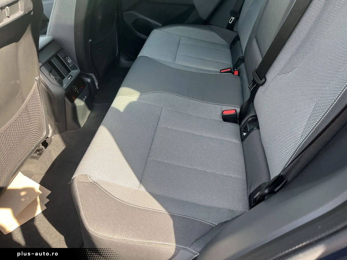 BMW X3 20d xDrive AHK Panodach Navi Harman Kardon