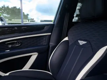 Bentley Bentayga Speed_MY2026