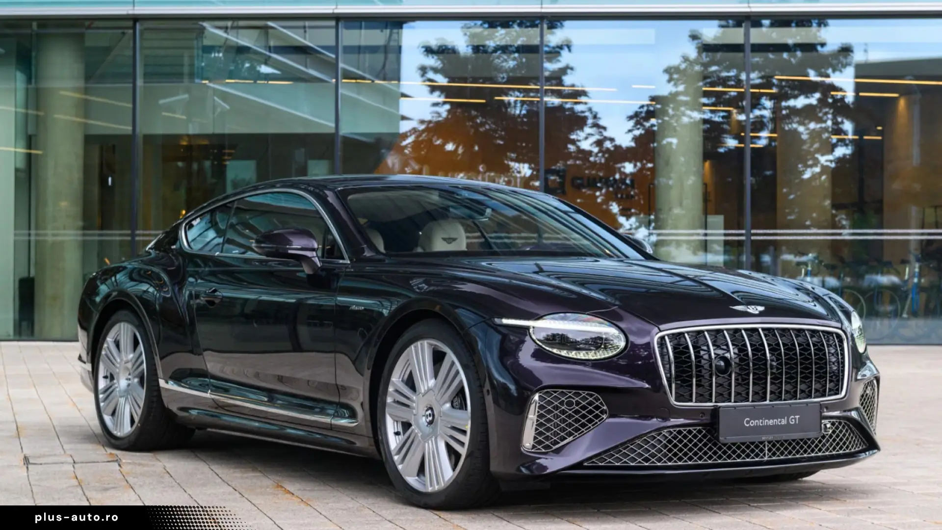 Bentley Continental GT Azure_MY2026