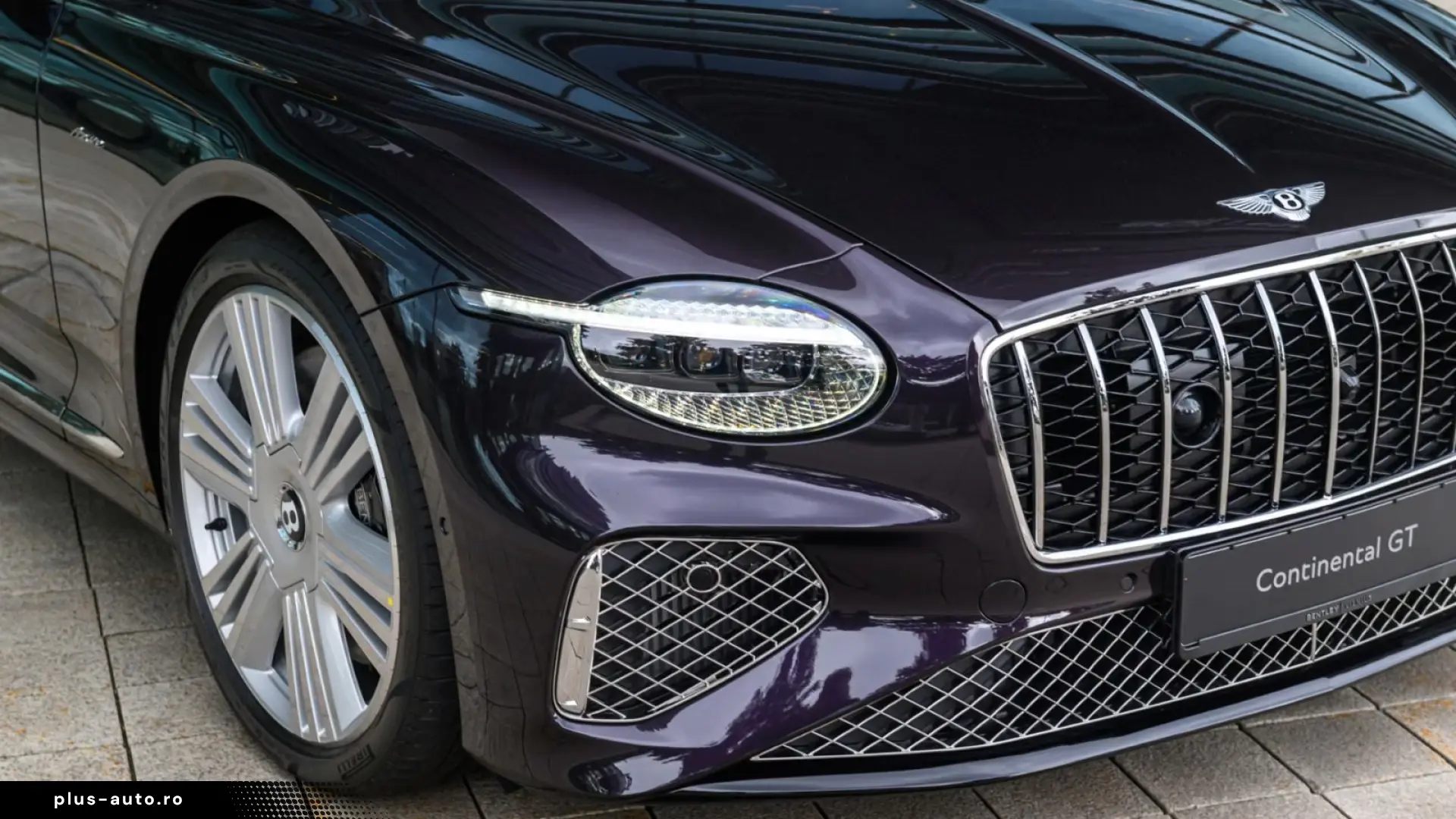 Bentley Continental GT Azure_MY2026