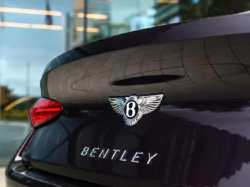 Bentley Continental GT Azure_MY2026