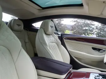 Bentley Continental GT Azure_MY2026