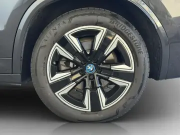 BMW iX3 Navi.LED.ACC.RFK.KomfZg.LenkradHz.Wireless