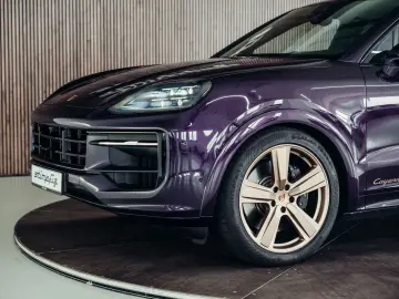 PORSCHE Cayenne S Coupé  PTS  1. Hand  Burmester