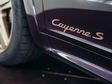 PORSCHE Cayenne S Coupé  PTS  1. Hand  Burmester