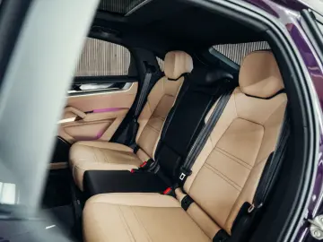 PORSCHE Cayenne S Coupé  PTS  1. Hand  Burmester